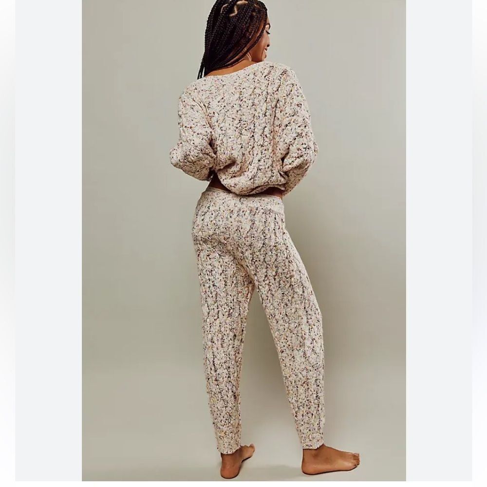 Free People Under The Mistletoe Knit Joggers Size L Color: Ivory Combo - Picture 3 of 6